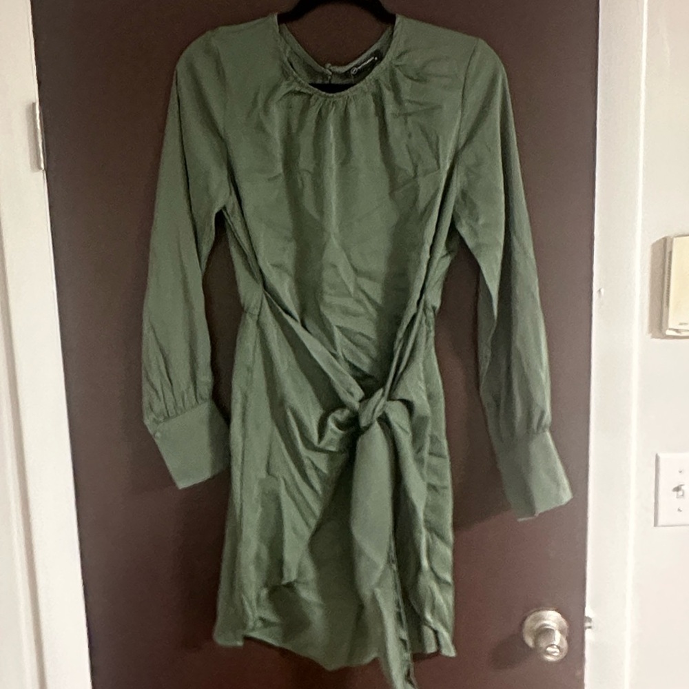 Pretty Garden Green Long Sleeve Dress